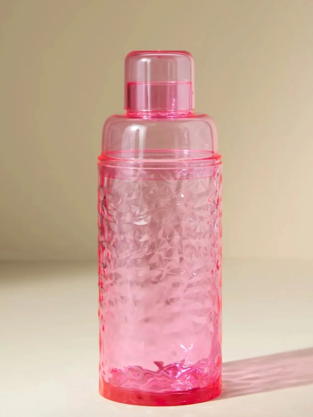 NWT Anthropologie Lucia Acrylic Cocktail Shaker Pink